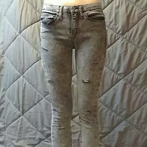 Distressed grey jeggings